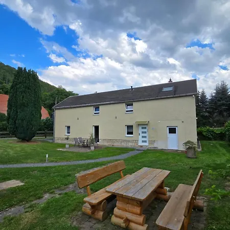 Am Rittergut Giesenstein Gartenblick